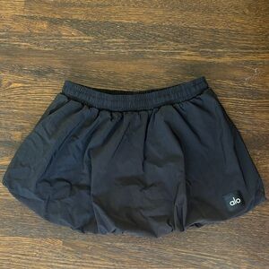ALO Yoga Black Athletic Skirt(like brand new)